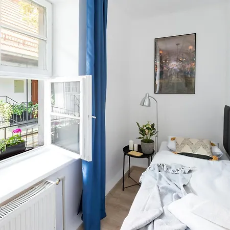 Apartman Jozefa 12 *