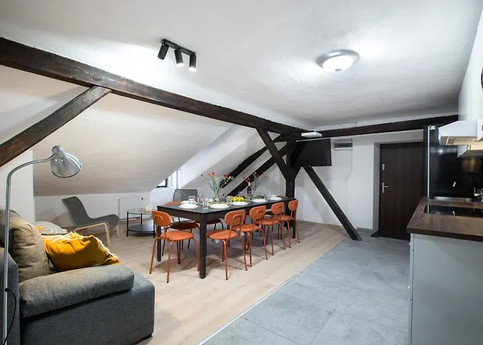 Appartement Jozefa 12 *